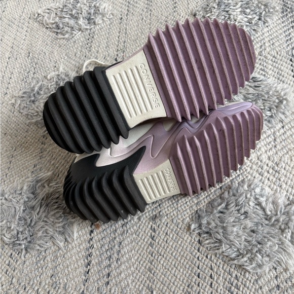 Converse - Picture 7 of 8